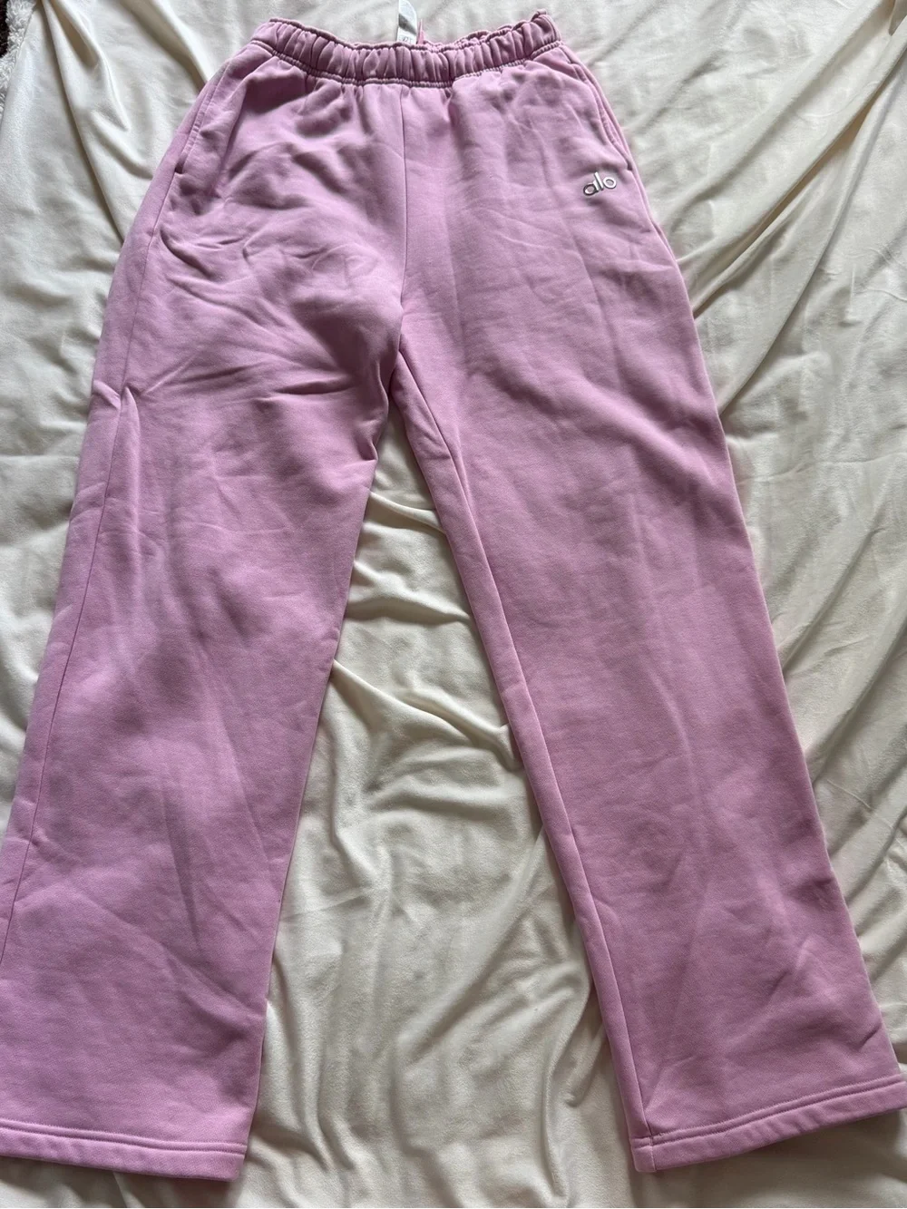 Alo Accolade Candy Heart Pink Sweatpants